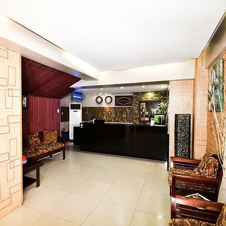 Casa Blanca Apartment Manila Eksteriør bilde