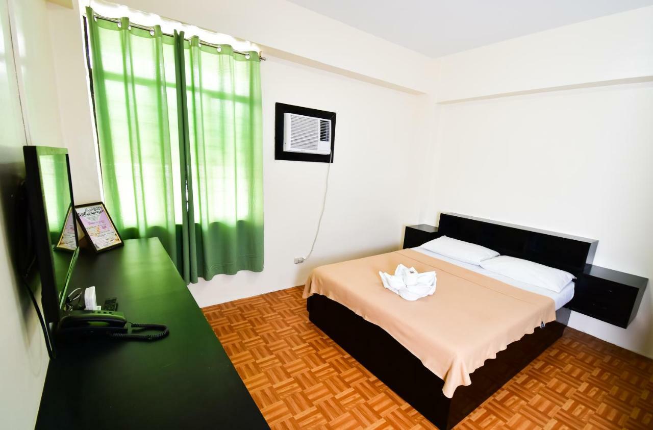 Casa Blanca Apartment Manila Eksteriør bilde