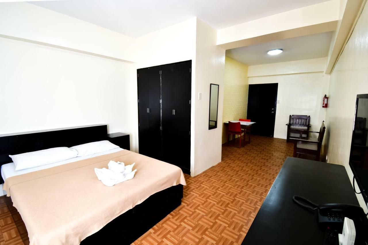 Casa Blanca Apartment Manila Eksteriør bilde